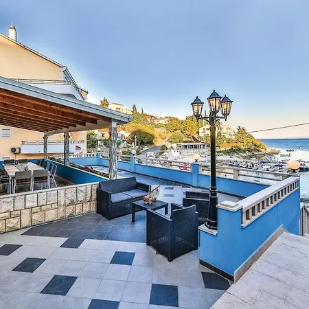 Sirena In Okrug Gornji Holiday home Trogir